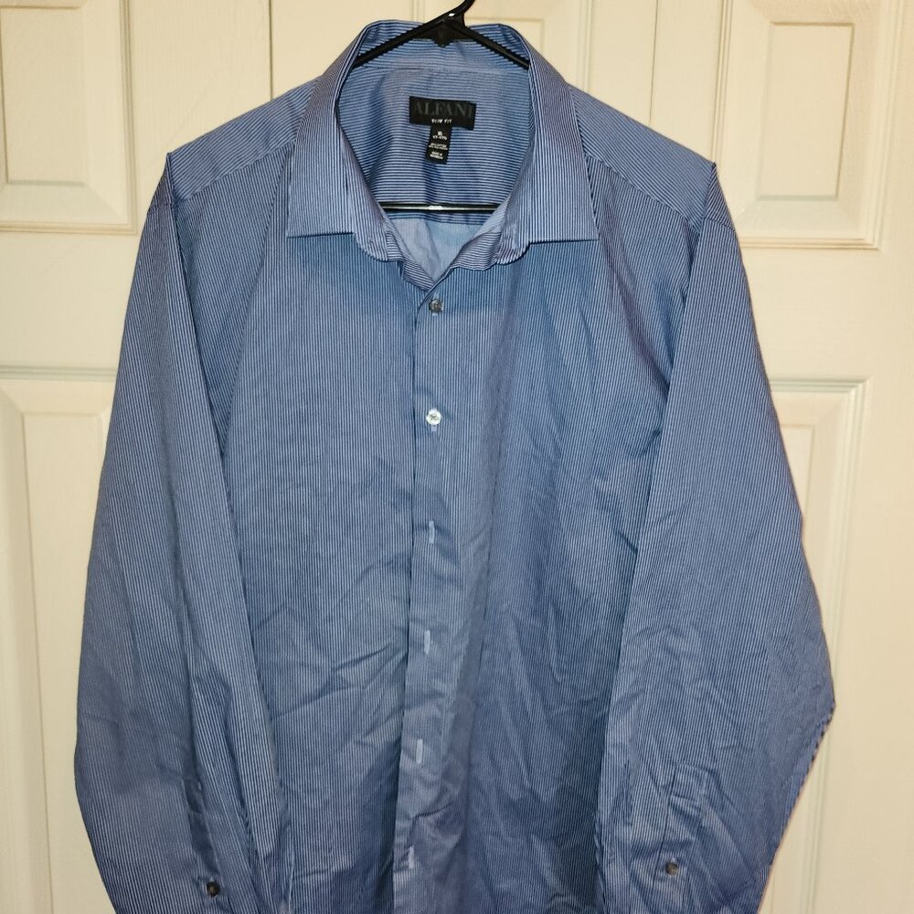 Pre-owned men's XL 17-17 1/2 Alfani blue striped long sleeve dress shirt
